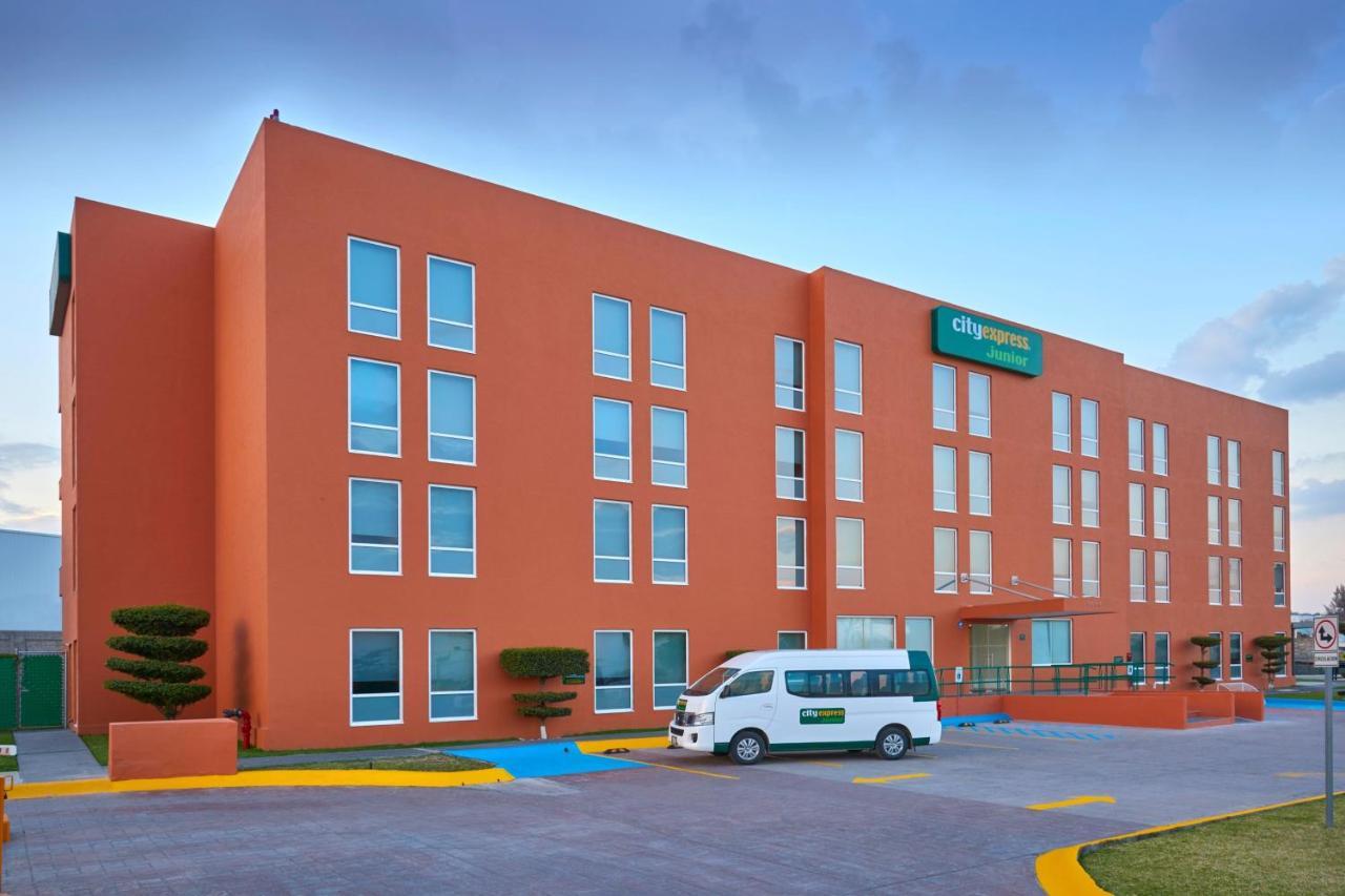 City Express Junior By Marriott Toluca Aeropuerto Exterior foto