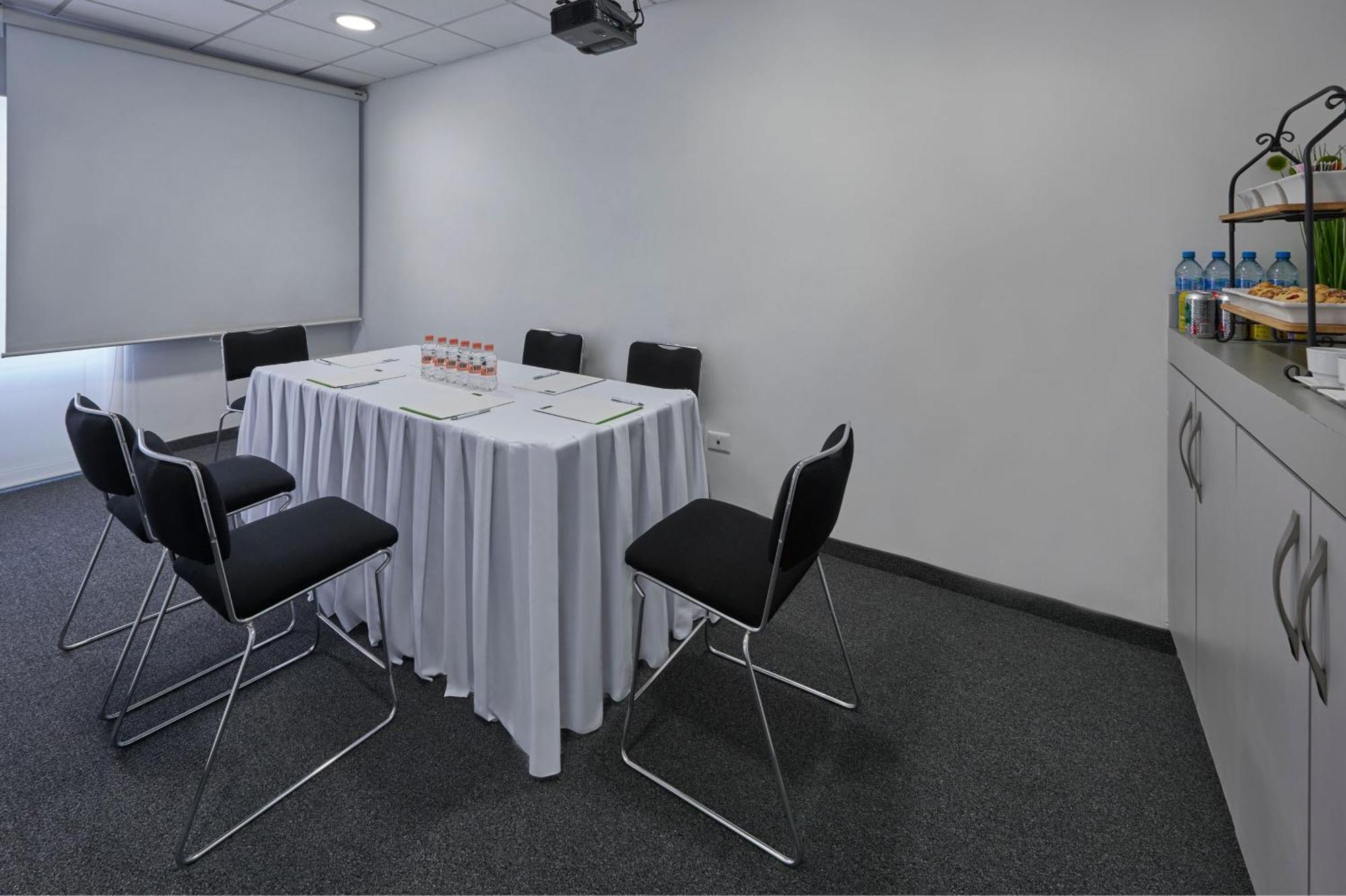 City Express Junior By Marriott Toluca Aeropuerto Exterior foto