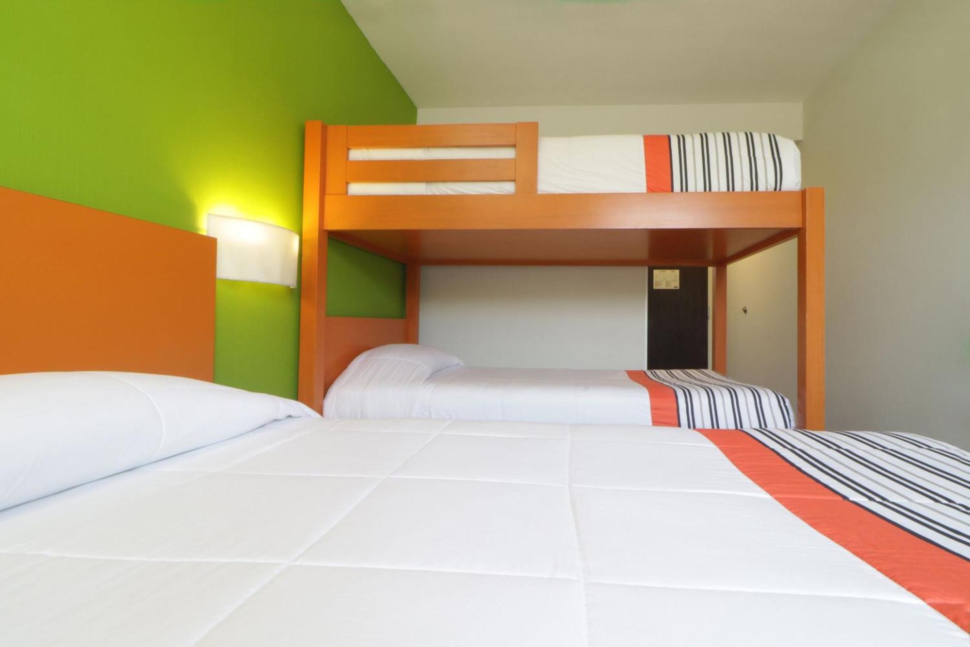 City Express Junior By Marriott Toluca Aeropuerto Exterior foto